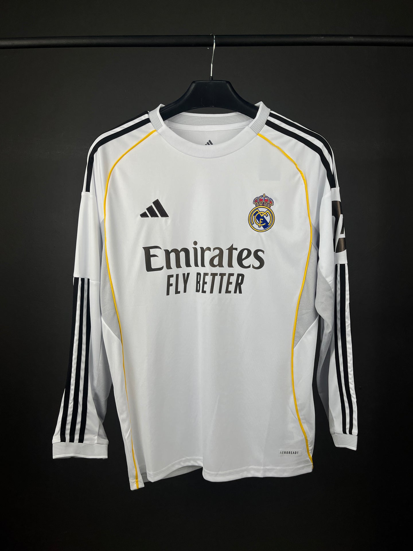 REAL MADRID 2025/26 HOME LONG-SLEEVE - MASTER VERSION