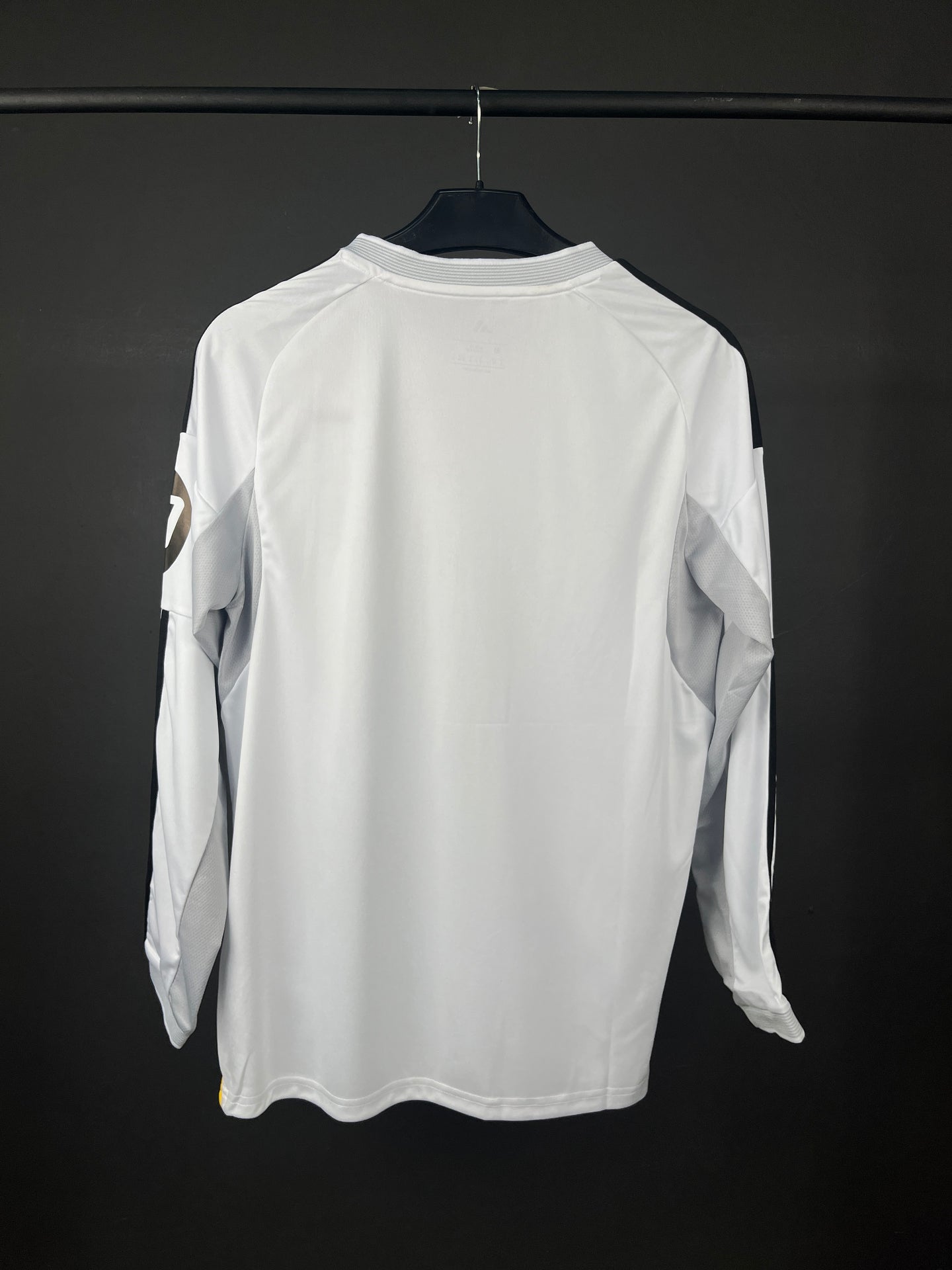 REAL MADRID 2025/26 HOME LONG-SLEEVE - MASTER VERSION